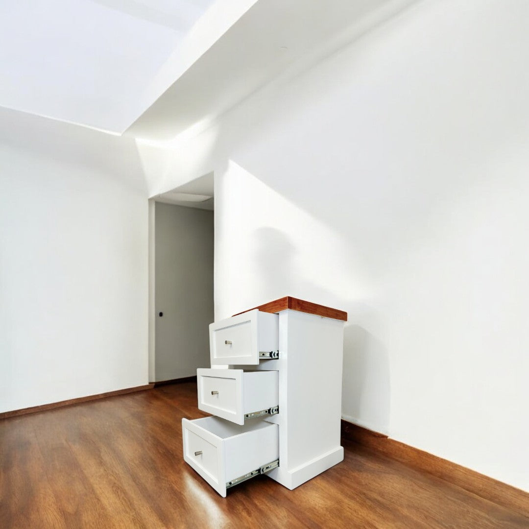 Set Comoda modelo comodín + Veladores Aval