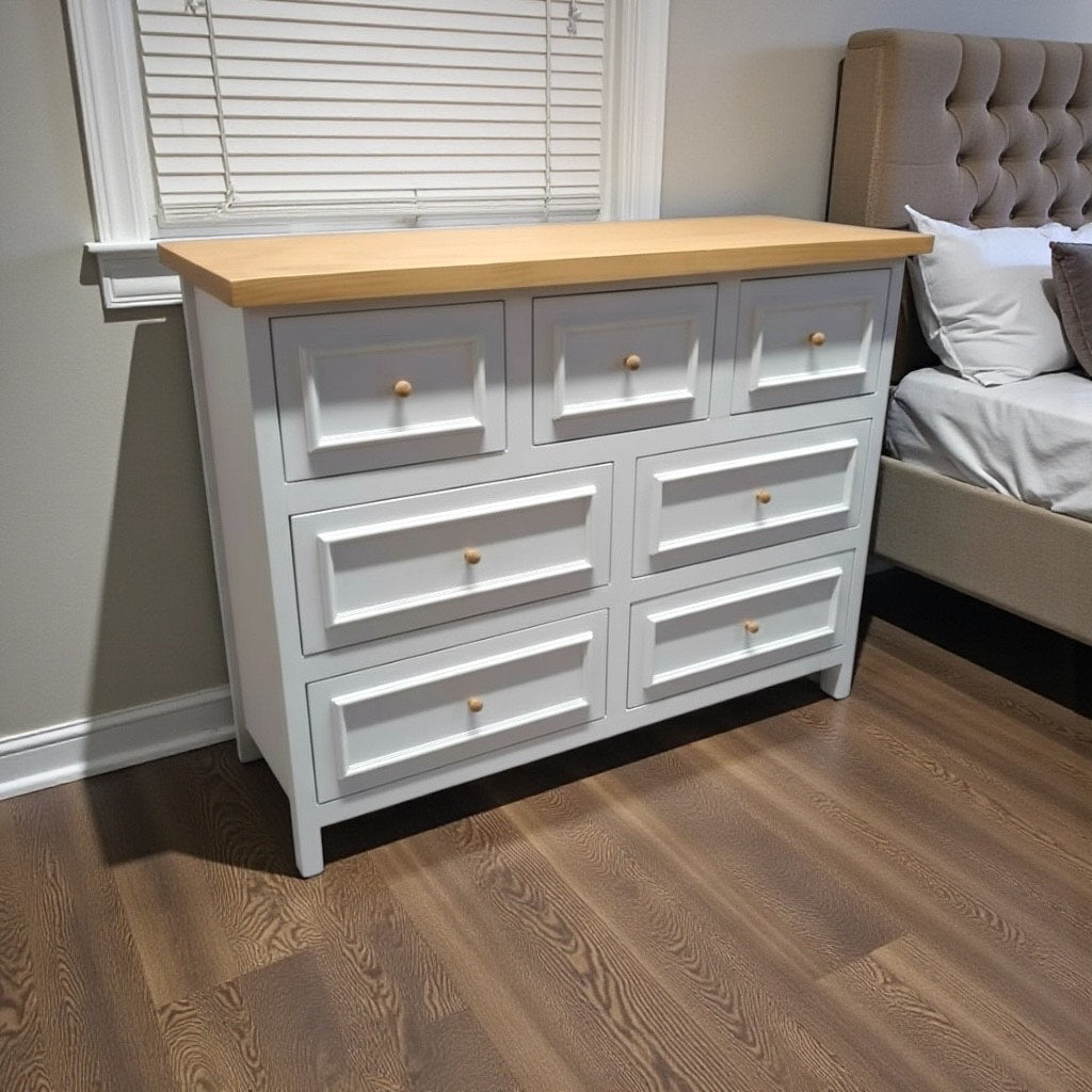 Cómoda Aval Deluxe de 7 Cajones | Estilo Rústico y Funcionalidad Moderna para tu Dormitorio