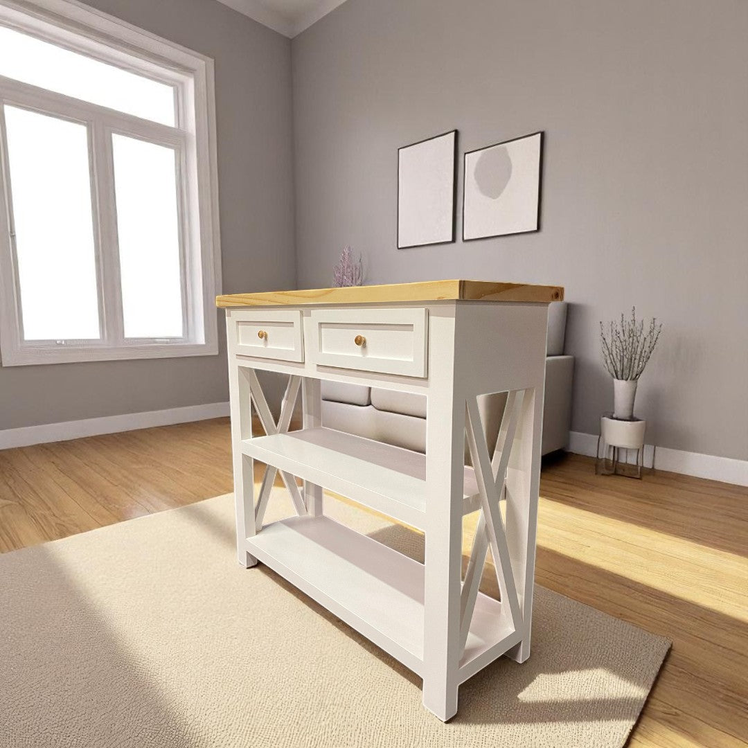 Mesa arrimo minimalista ubicada en entrada decorada con planta y espejo
